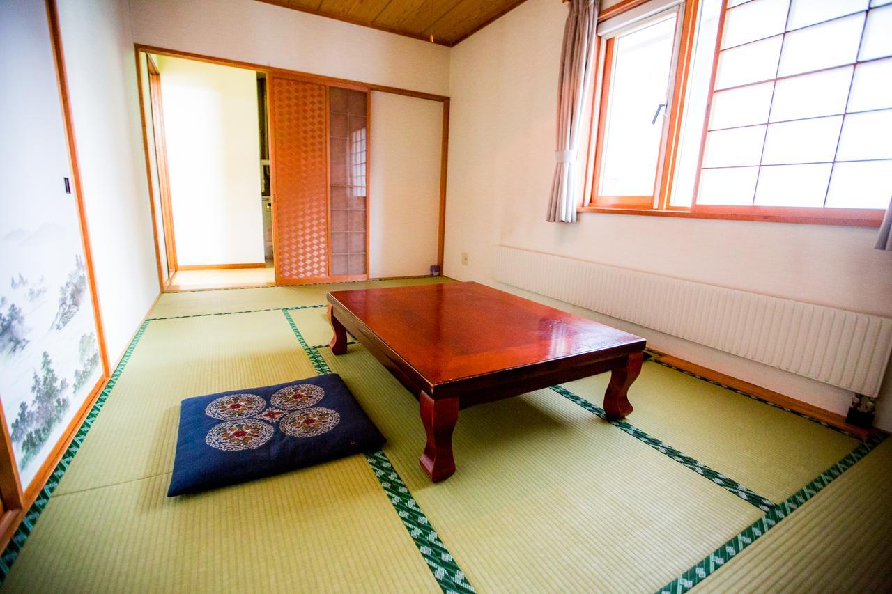 Rusutsu Lodges Pension Lilla Huset Niseko Exteriér fotografie